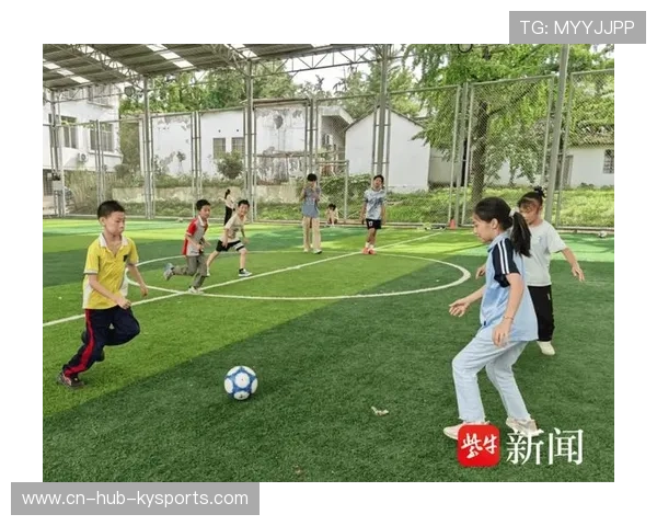 乡村足球振兴工程示范效应显现，基层青少年的梦想逐渐放飞，乡村足球场