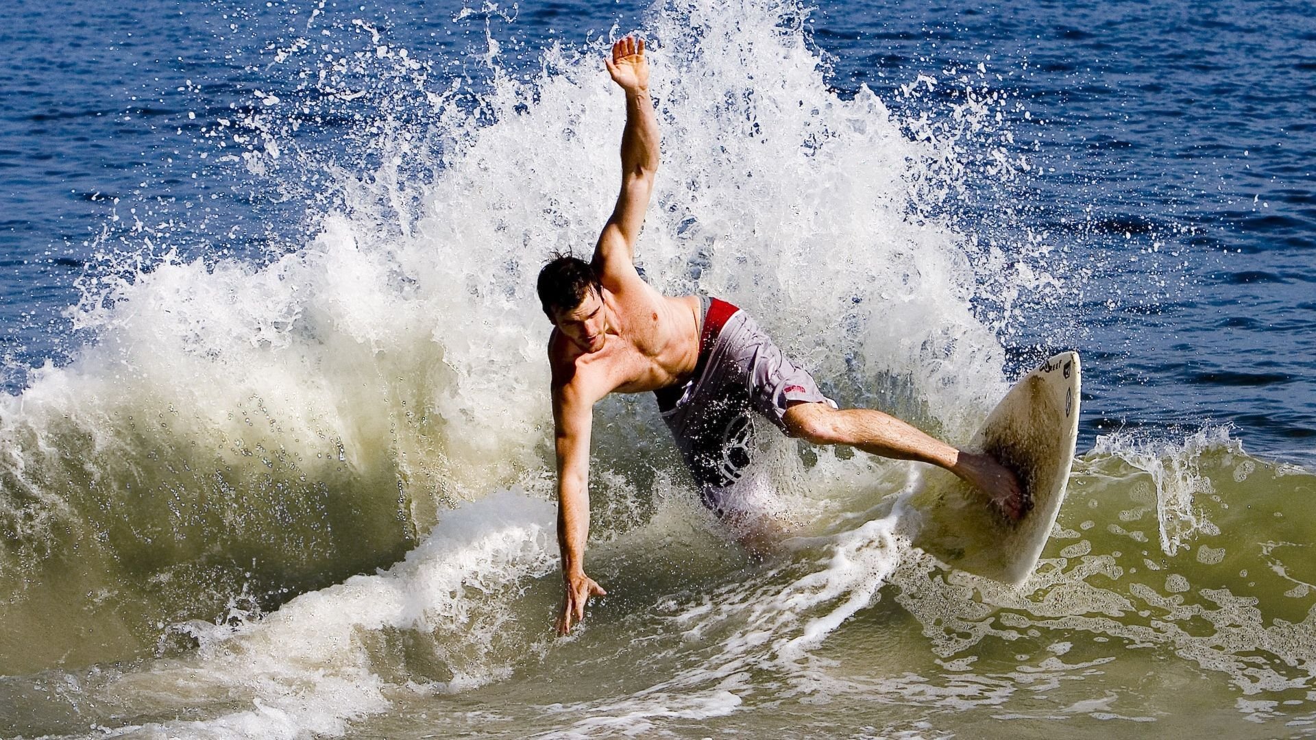 奥康纳从后场策动进攻，袋鼠队进攻套路更加丰富，奥康纳生平