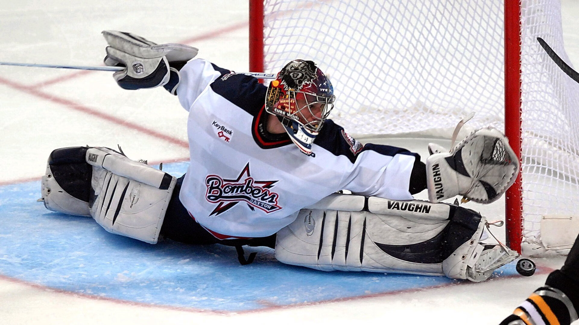 弗拉门戈高位压迫奏效，多次抢断反击，弗拉门戈技法